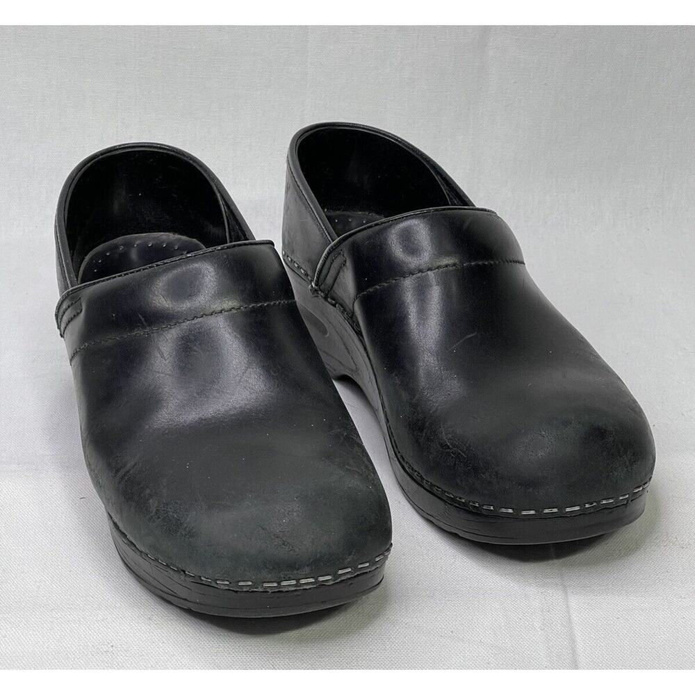 Dansko Women's Size 7.5 EU 38 Professional Black Leather Clogs